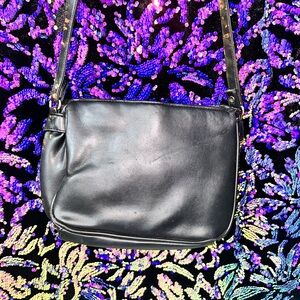 Elegant Black Leather Shoulder Bag